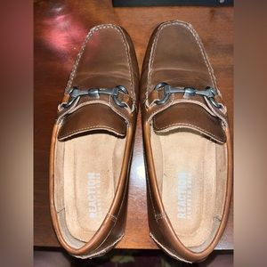 Size 9M reaction Kenneth Cole loafers brown slightly used worn once